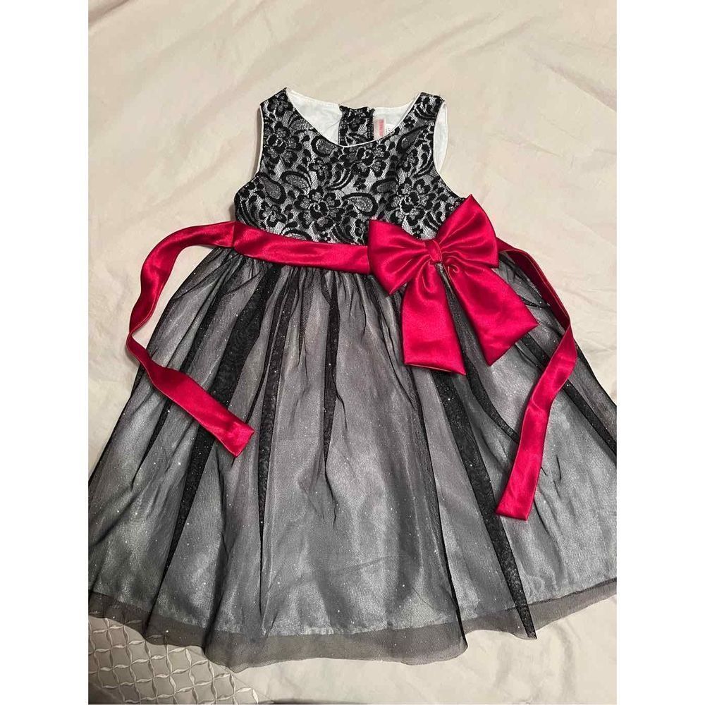 Girls dress by Youngland. Size 4T